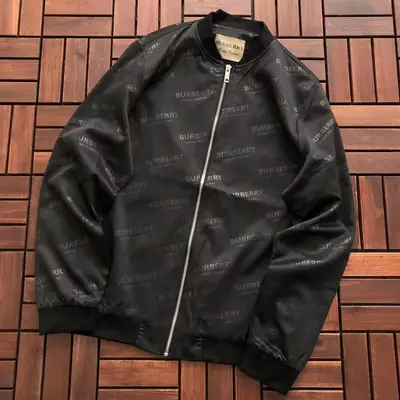 BURBERRY Jacke