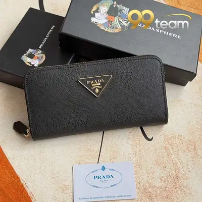 PRADA | Item ID: 08270