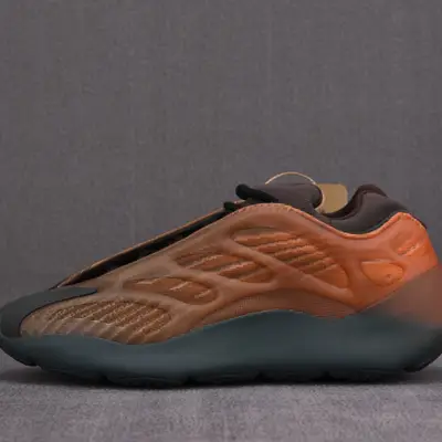 YEEZY
