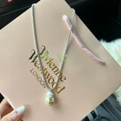 VIVIENNE WESTWOOD Schmuck