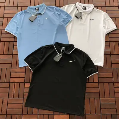 NIKE T-Shirt