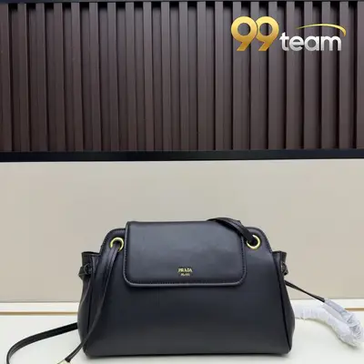 PRADA | Item ID: 09219