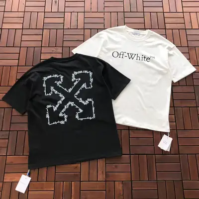 OFF-WHITE T-Shirt