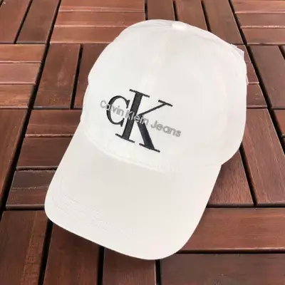 CALVIN KLEIN Cap