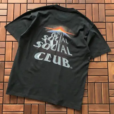 ANTI SOCIAL SOCIAL CLUB T-Shirt
