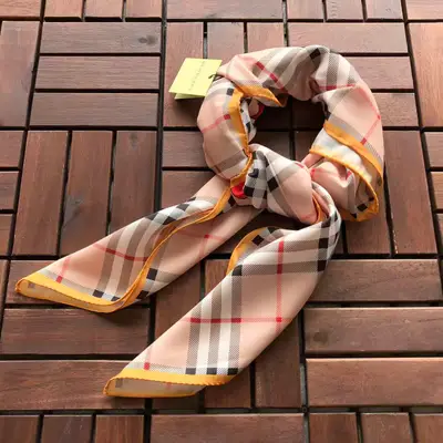 BURBERRY Schal
