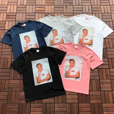 SUPREME T-Shirt