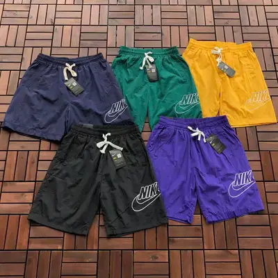NIKE Shorts