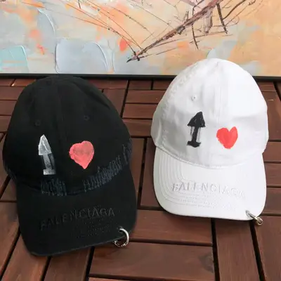 BALENCIAGA Cap