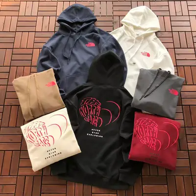 THE NORTH FACE Hoodie