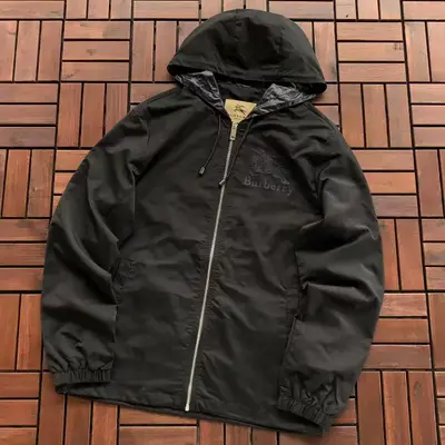 BURBERRY Jacke