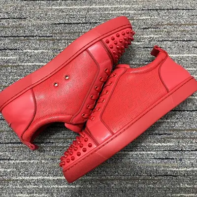 LOUBOUTINS