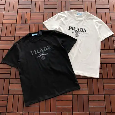 PRADA T-Shirt