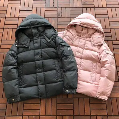 MONCLER Jacke