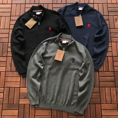 BURBERRY Sweater