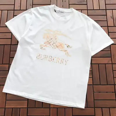 BURBERRY T-Shirt