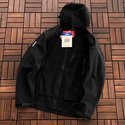 HELLY HANSEN Jacke