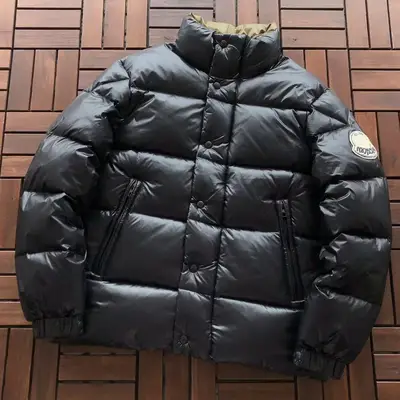 MONCLER Jacke