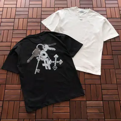 OFF-WHITE T-Shirt