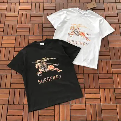 BURBERRY T-Shirt