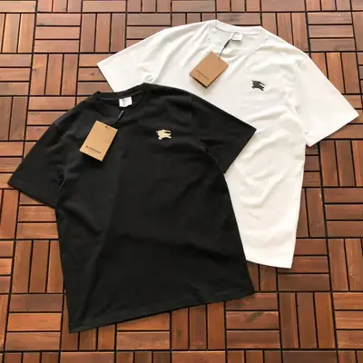BURBERRY T-Shirt