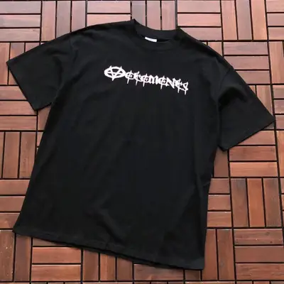 VETEMENTS T-Shirt
