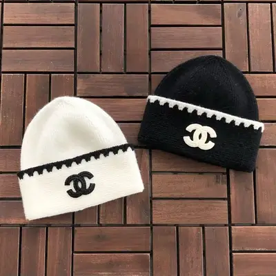 CHANEL Cap