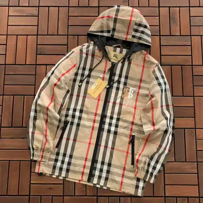 BURBERRY Jacke