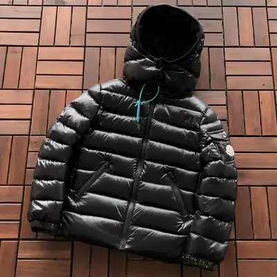 MONCLER Jacke