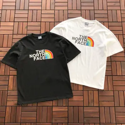 THE NORTH FACE T-Shirt