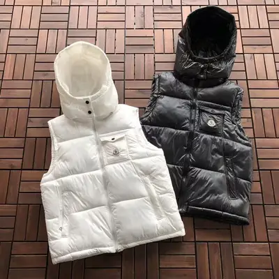 MONCLER