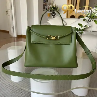 BOTTEGA VENETTA | Item ID: 20744