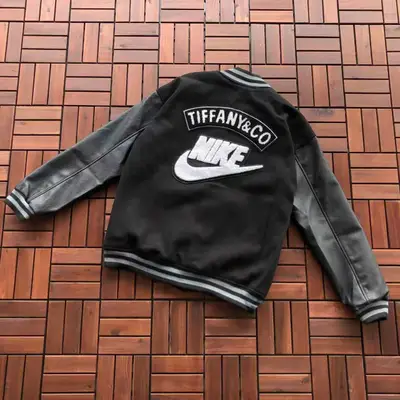 NIKE Jacke