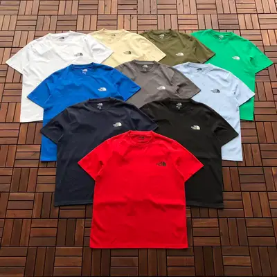 THE NORTH FACE T-Shirt