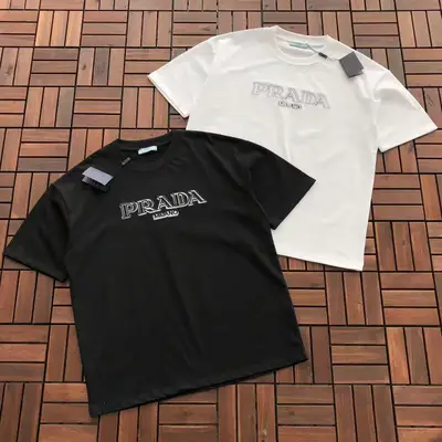 PRADA T-Shirt