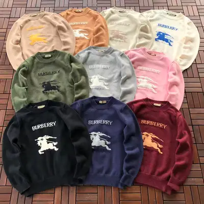 BURBERRY Sweater