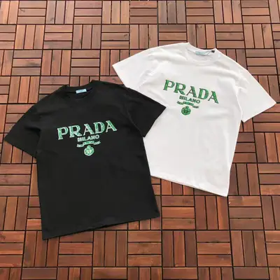 PRADA T-Shirt