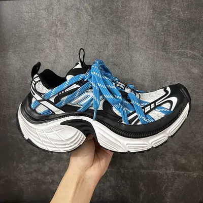 BALENCIAGA