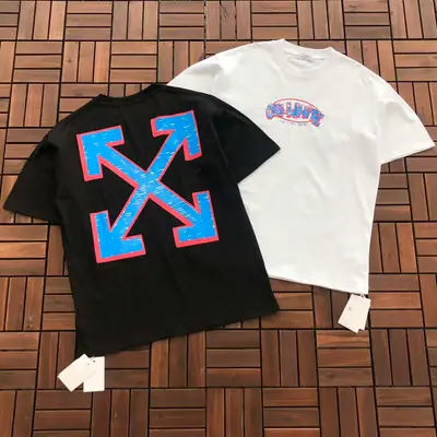 OFF-WHITE T-Shirt