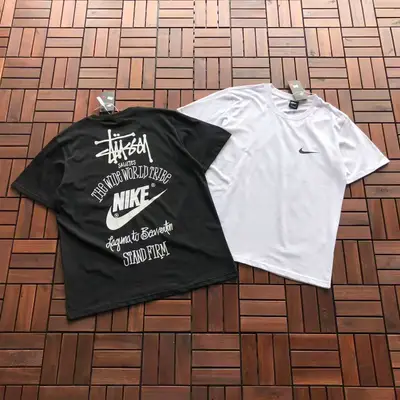 NIKE T-Shirt