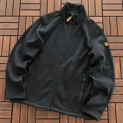 FJALLRAVEN