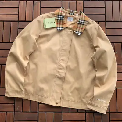 BURBERRY Jacke