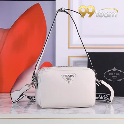 PRADA | Item ID: 08914