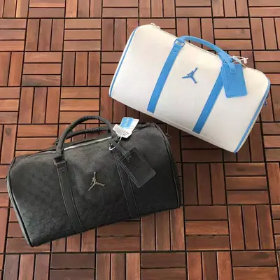 JORDAN Tasche