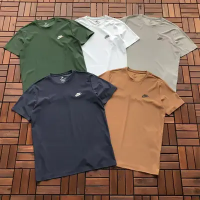 NIKE T-Shirt
