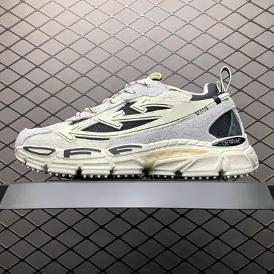OFF-WHITE