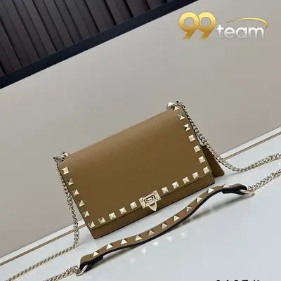 VALENTINO | Item ID: 18762