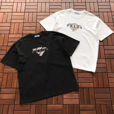 PRADA T-Shirt