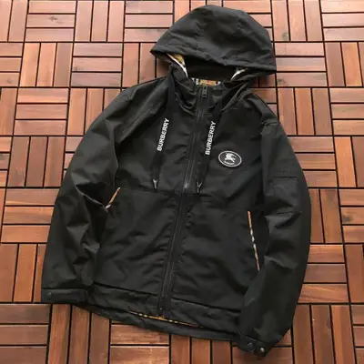 BURBERRY Jacke