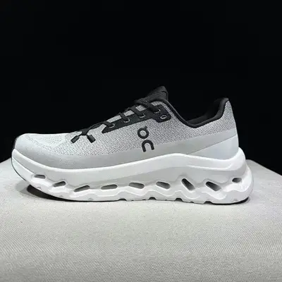 ON Cloudmonster
